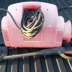 Ex-Cell Electric Pressure Washer 1300 PSI Machine Works Great! (Spray Hose Needs to be Repaired or Replaced) OBO!! 