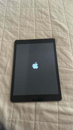 Apple iPad 7th Gen 10.2" (32GB) Space Gray WiFi – Very Good Condition