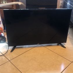 Onn 32 Inch TV  