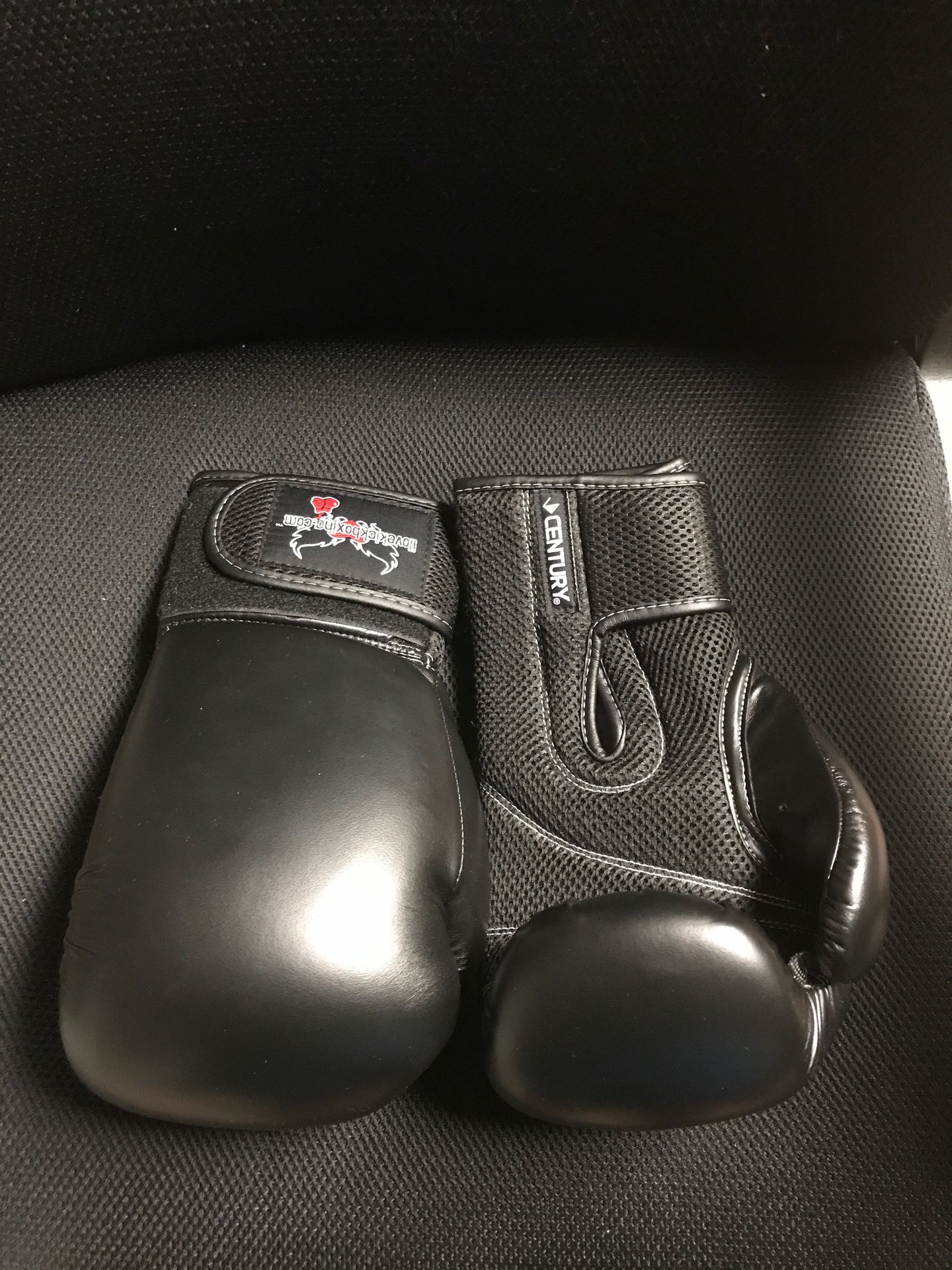 Century Never Used KickBoxing Gloves