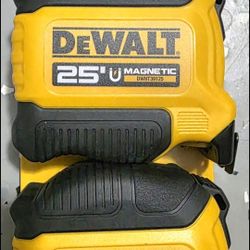 Dewalt Measuring Tape 25'