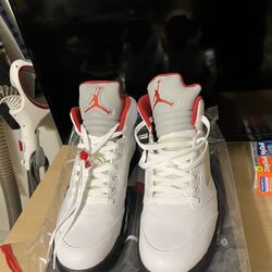 Jordan Retro 5 Fire Red 2013 size 12 DS Brand New