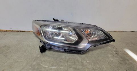 2015 2016 2017 HONDA FIT RIGHT PASSENGER SIDE HEADLIGHT OEM HALOGEN