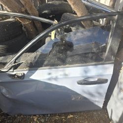 11th Gen Honda Civic Door Glass