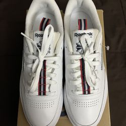 Women Size 11 Asking For $40 OBO PICK UP TODAY!!