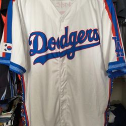 LA Dodgers Korean Heritage night Giveaway Medium Baseball Jersey