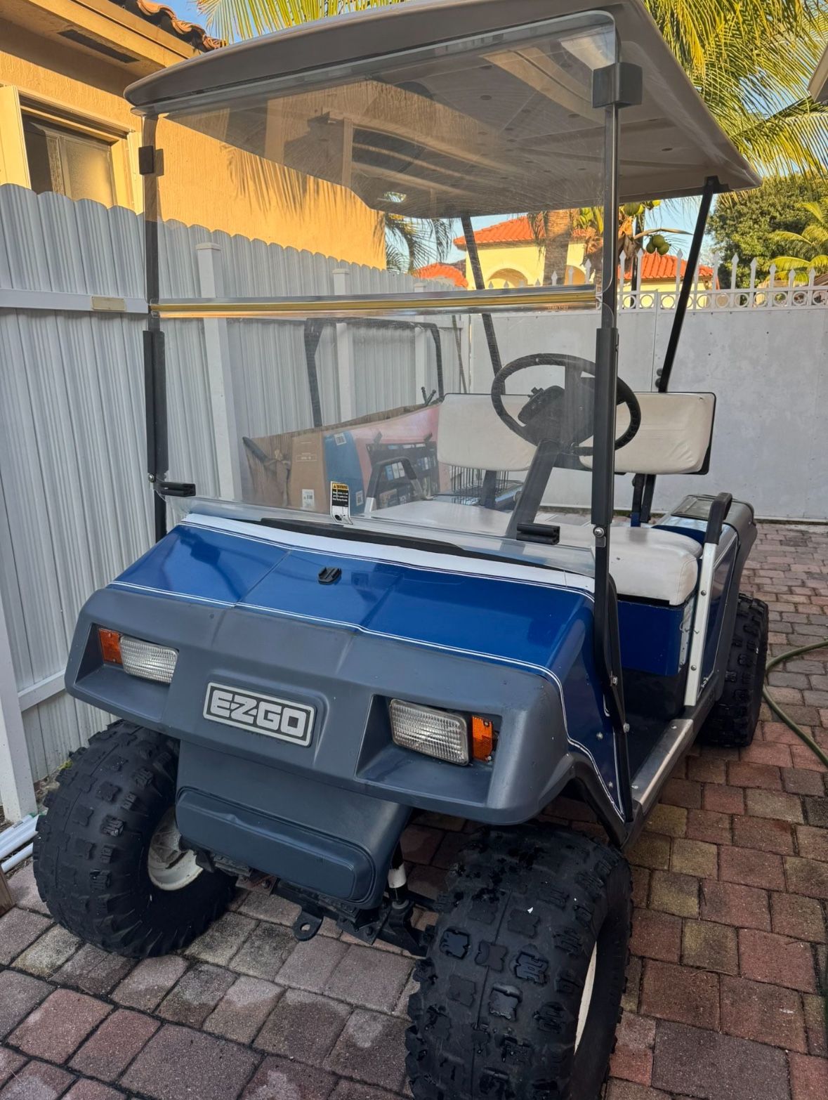 ez-go golf cart For Selll 