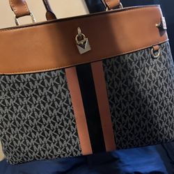 Michael Kors Hand Bag