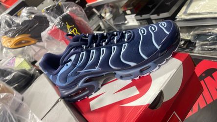 Nike Air Max Plus TN Sneakers Navy Blue size 9.5,10,11