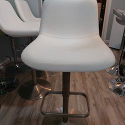bar stool  3 white.