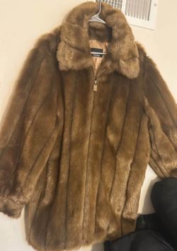 Fur winter coat Size Medium 