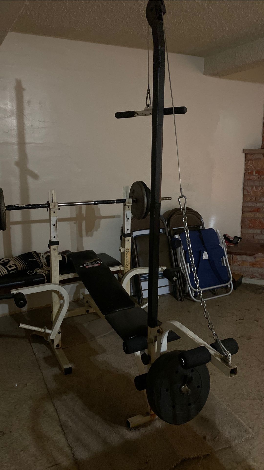 Weight bench