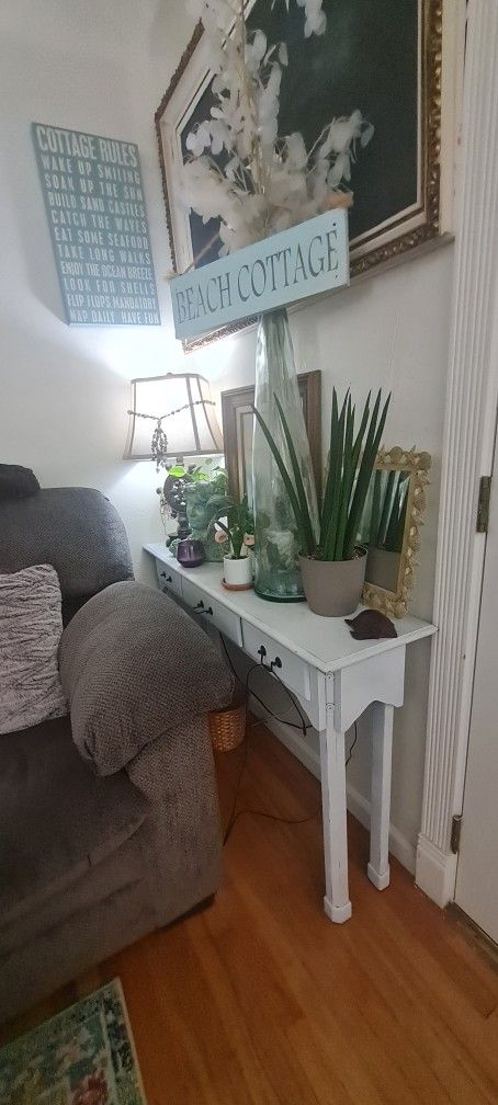 White Sofa Table $40