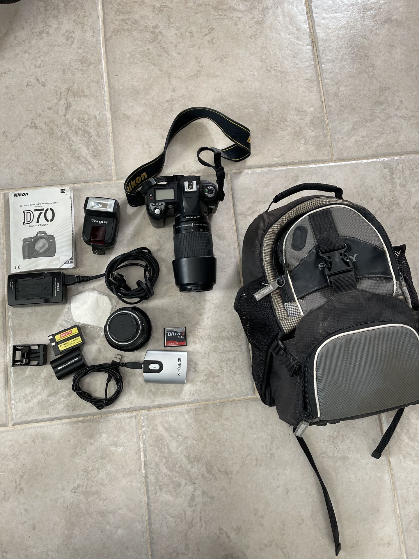 Nikon D70 Dslr Camera With accessories 