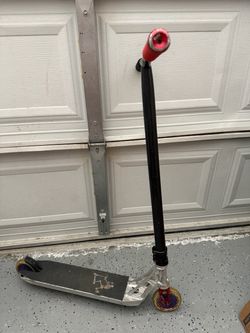 Pro Stunt Scooter with Black Bar