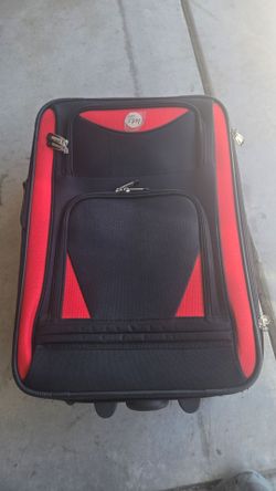 Suitcase luggage carry on