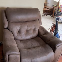 Power Recliner 