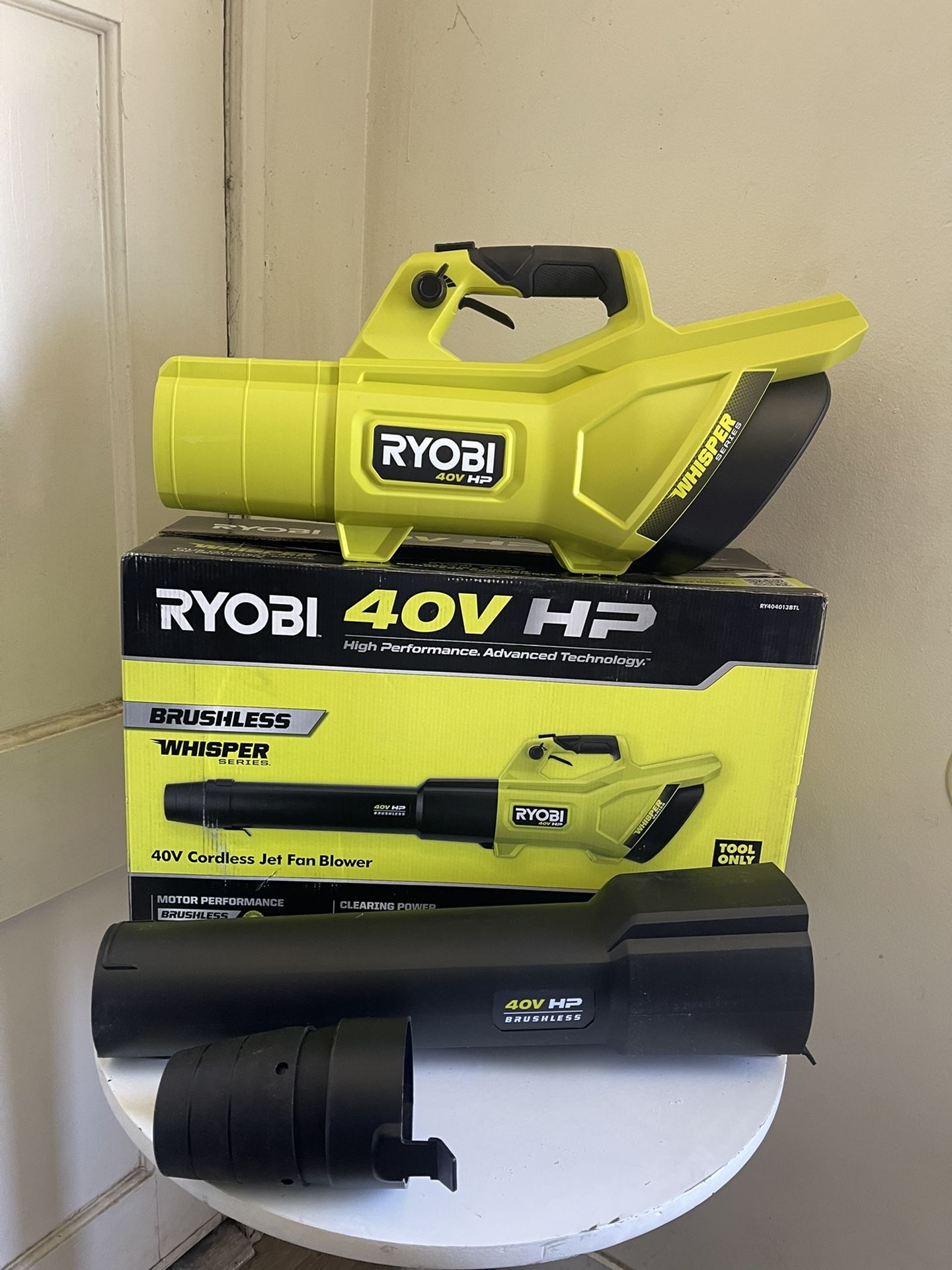 DEWALT 20V MAX 125 MPH 450 CFM Cordless Brushless Battery