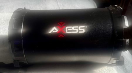 Axess portable speaker