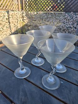 Set of 4 Z-Stem Martini Glasses