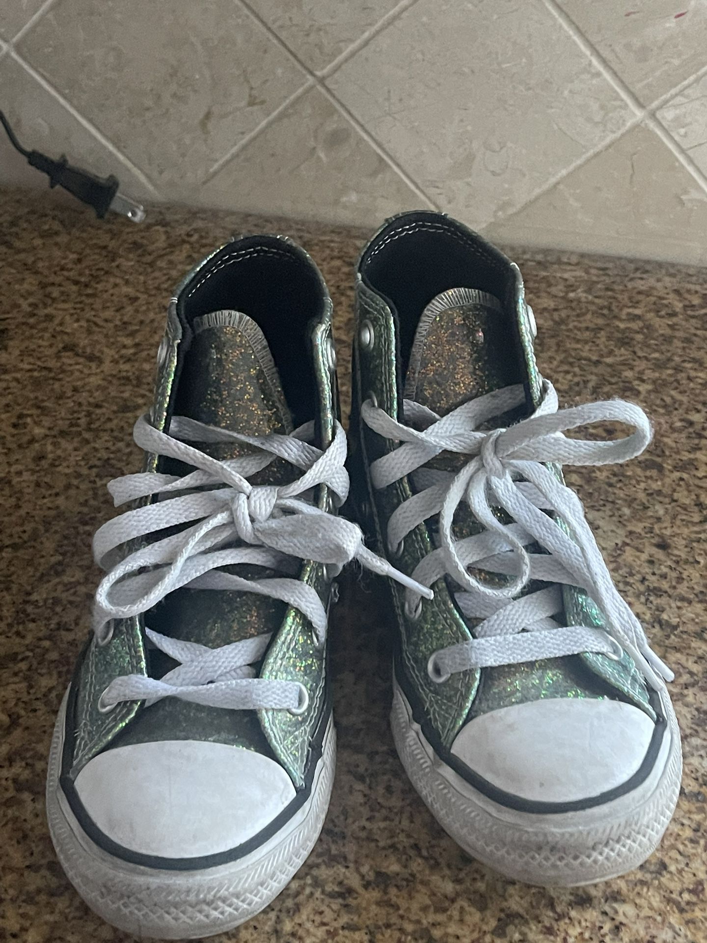 Kids Converse Shoe Size:12