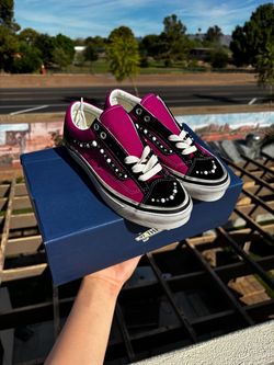Pearlized Women vans  5,6,7