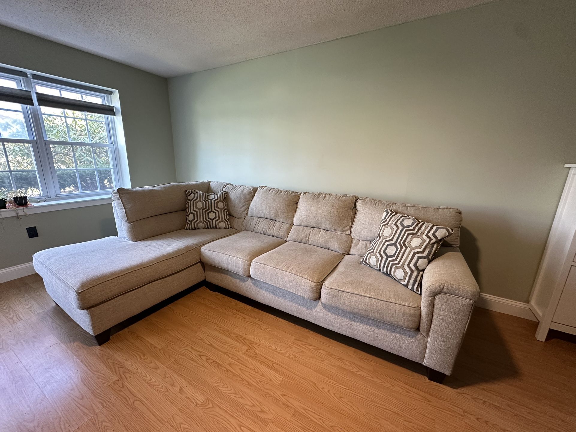 Sofa With Chaise