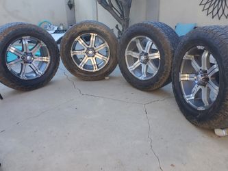 35s Chevy Lifted Wheels Tires