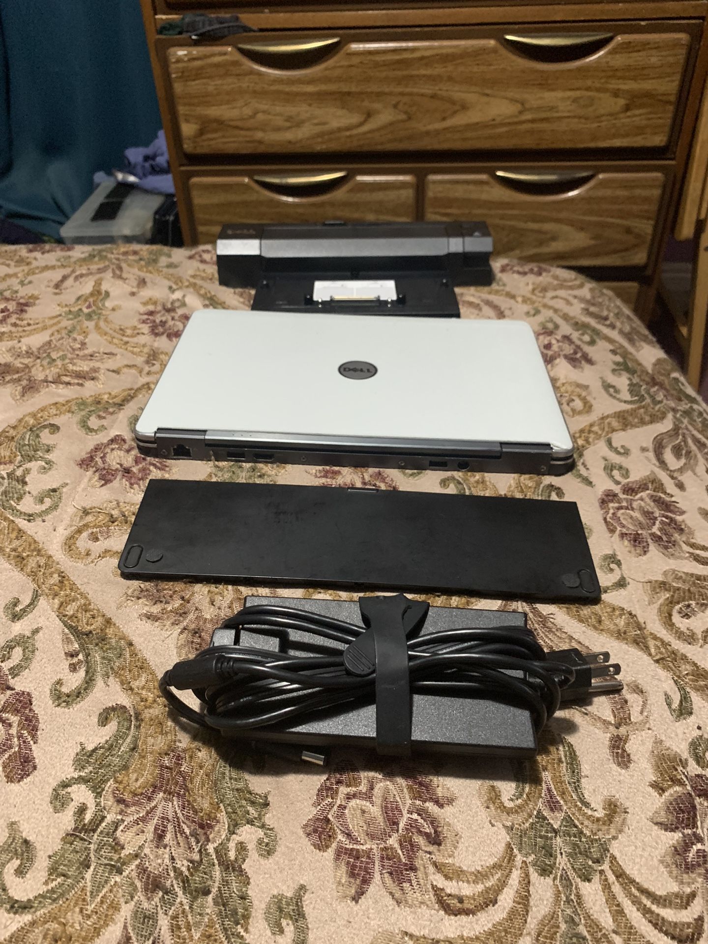 Windows 11 Pro Dell E7240, i5, 16Gigs Of Ram, Laptop
