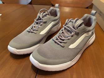 Men’s Vans Ultra Cush brand new size 9.5