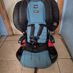Britax  High Back Booster Seat  2 In 1. Forward Position Only. SEE ALL THE PICTURES 
