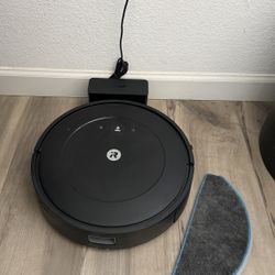 iRobot Vacuum And Mop Combo 