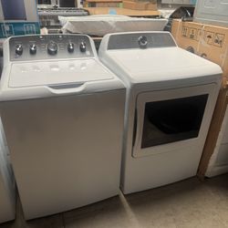 Set Top Load GE White W 27” gAS Dryer 