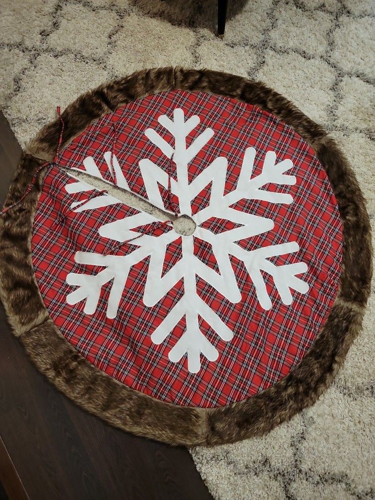 Tartan Plaid Tree Skirt