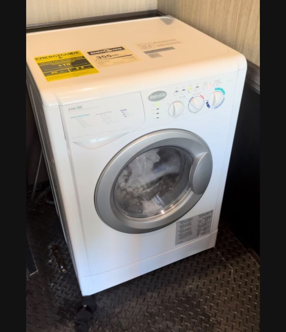 Splendide Washer/ Dryer Combo RV