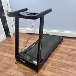 treadmill working use pitpat app, has all kind of free program and sessions