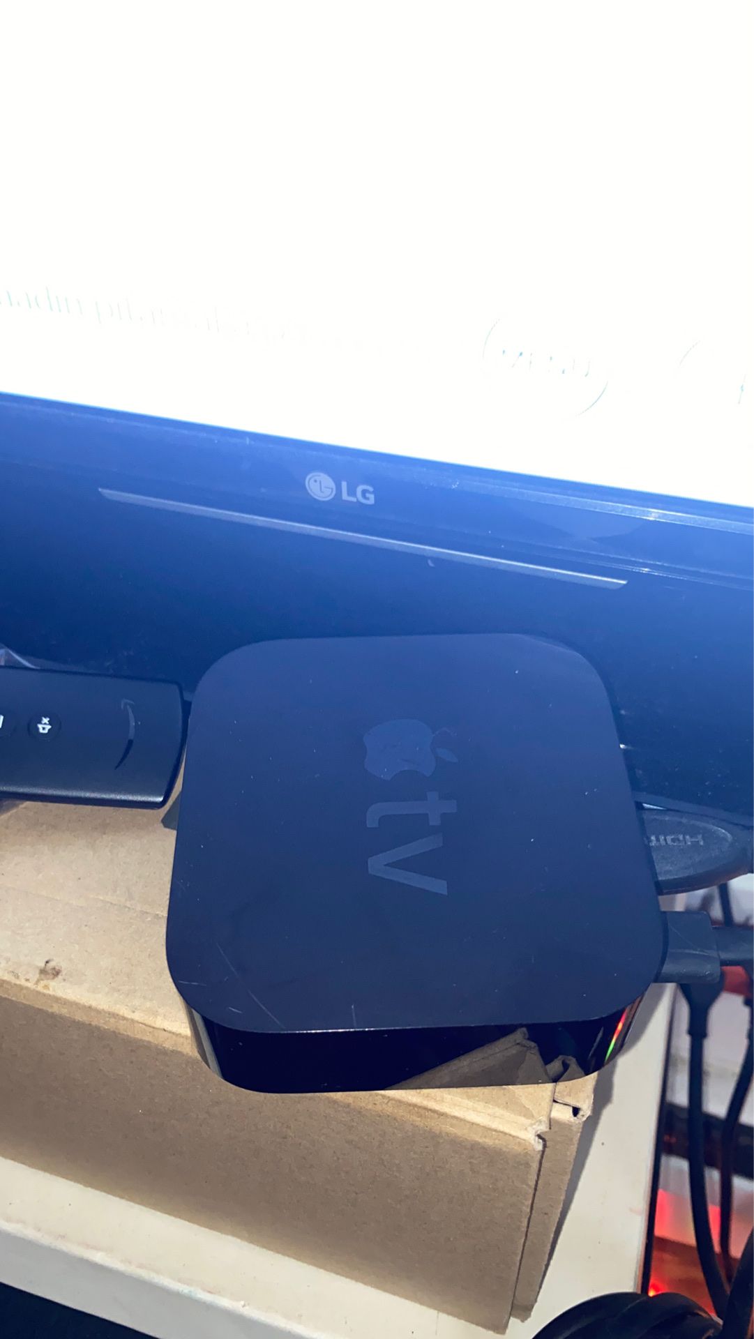 Apple TV box doesn’t include remote 4K tv