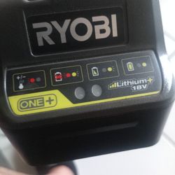 Bateria Y Cargador Ryobi En Buenas Condiciones 18V + Trabajando 💯