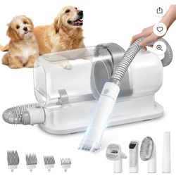 Pet grooming kit and vacuum