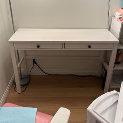 White Wood Desk