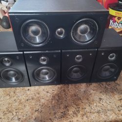5 Piece Denon Surround Sound Set. $60 Pickup In Oakdale 