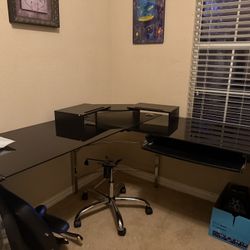 L Shaped Desk