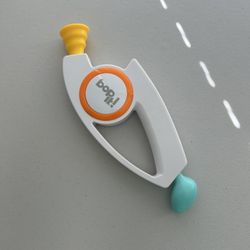 Bop It! Micro Series Handheld Game – Hasbro