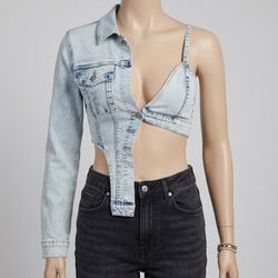 TOP DE MEZCLILLA ASIMÉTRICO