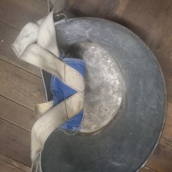 Metal bucket To Pick Fruit and sinch