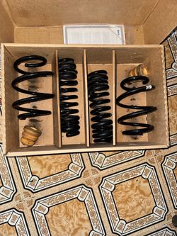 BMW M2 OEM SPINGS like new