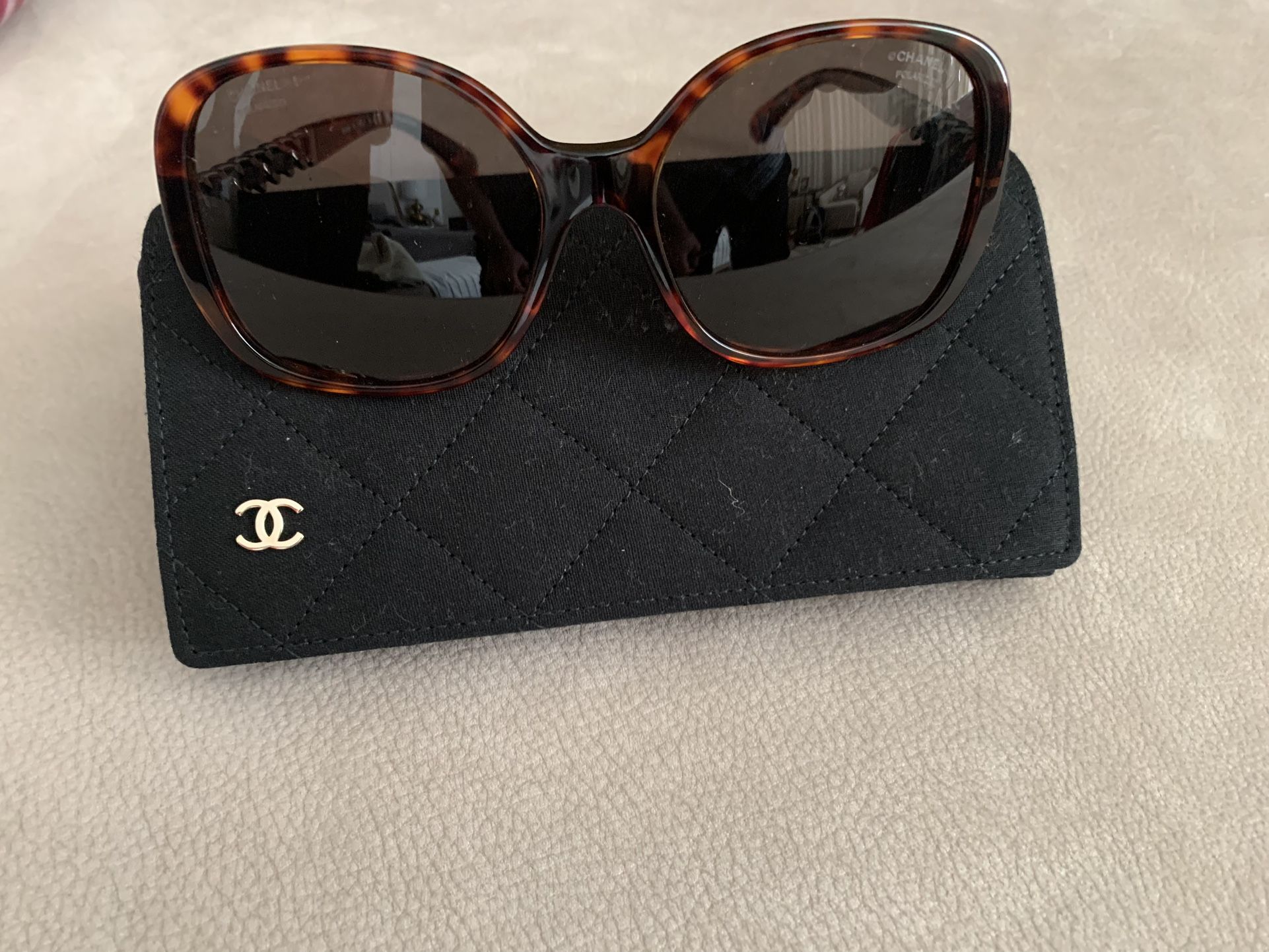 Summer Shoes, Sunglasses Chanel, Prada, Gucci for Sale in Bal