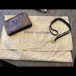 Louis Vuitton Monogram Giant Escale Double Zip Pochette