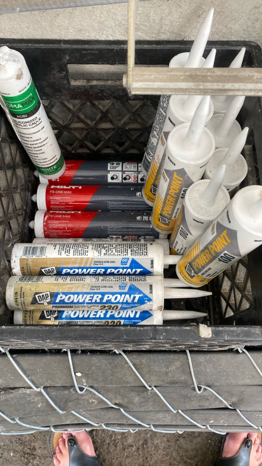 17 Tubes Of Acrylic Latex Caulk