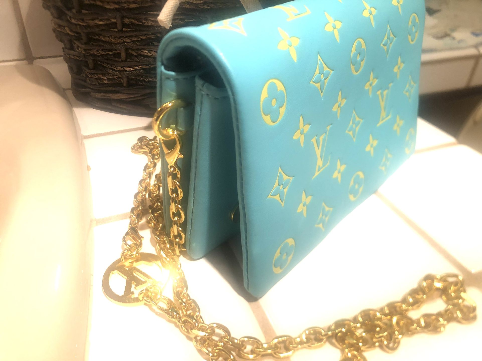 Lexury Wallets Cross bodies